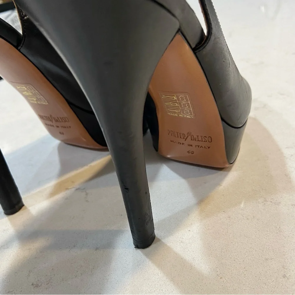 Palter DeLiso black platform heel size 9.5/10 euro 40
